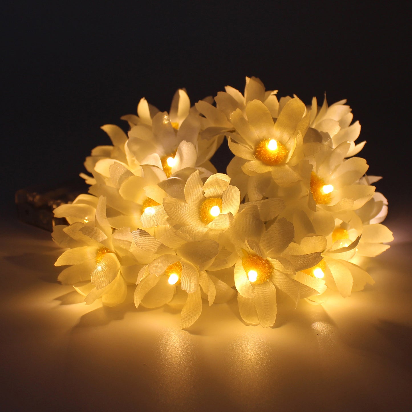 CVHOMEDECO. Daisy String Lights Artificial Silk Flowers Battery Powered Fairy Starry Lights for Wedding Birthday Party and Holiday Seasonal Décor, 8 ft/20 LEDs