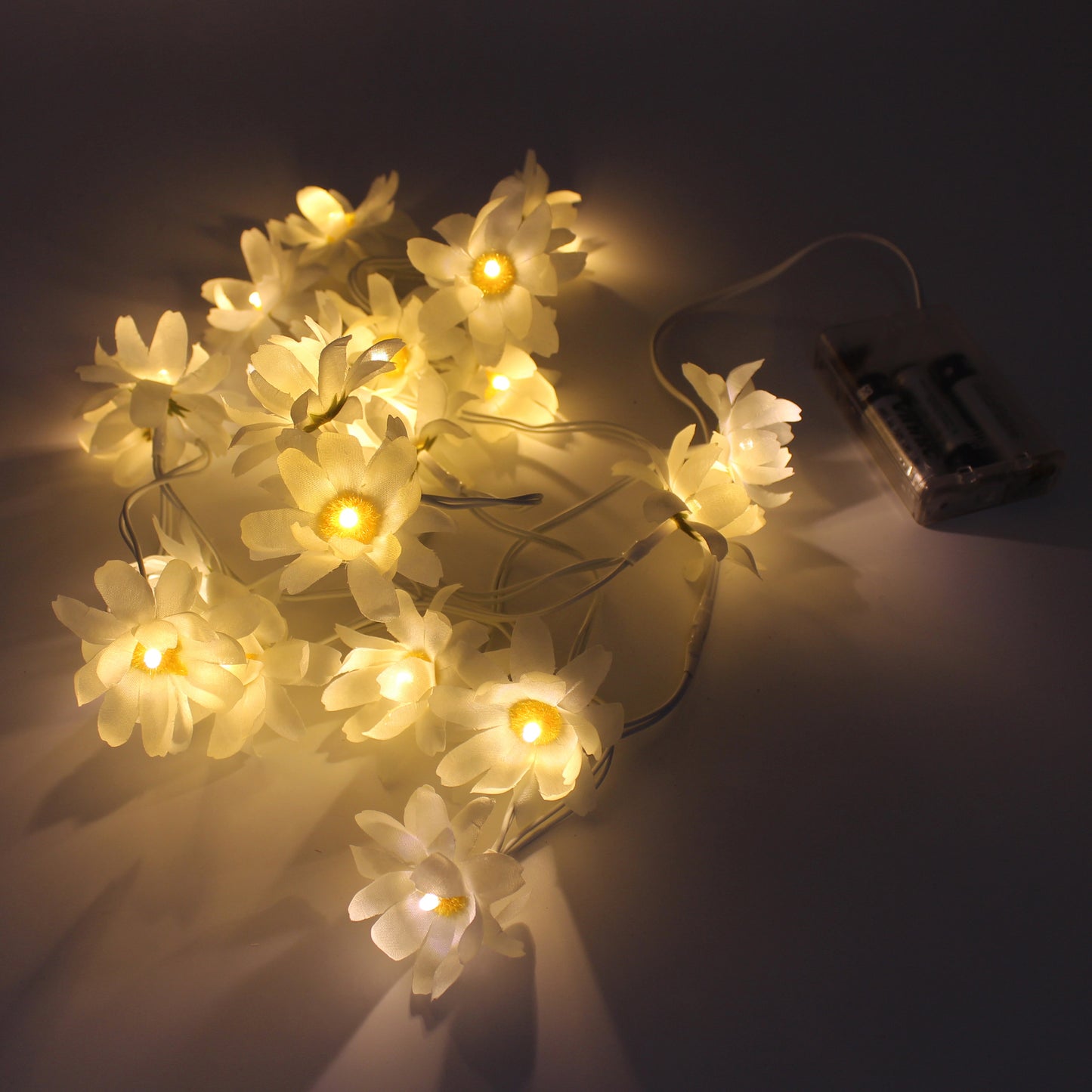 CVHOMEDECO. Daisy String Lights Artificial Silk Flowers Battery Powered Fairy Starry Lights for Wedding Birthday Party and Holiday Seasonal Décor, 8 ft/20 LEDs