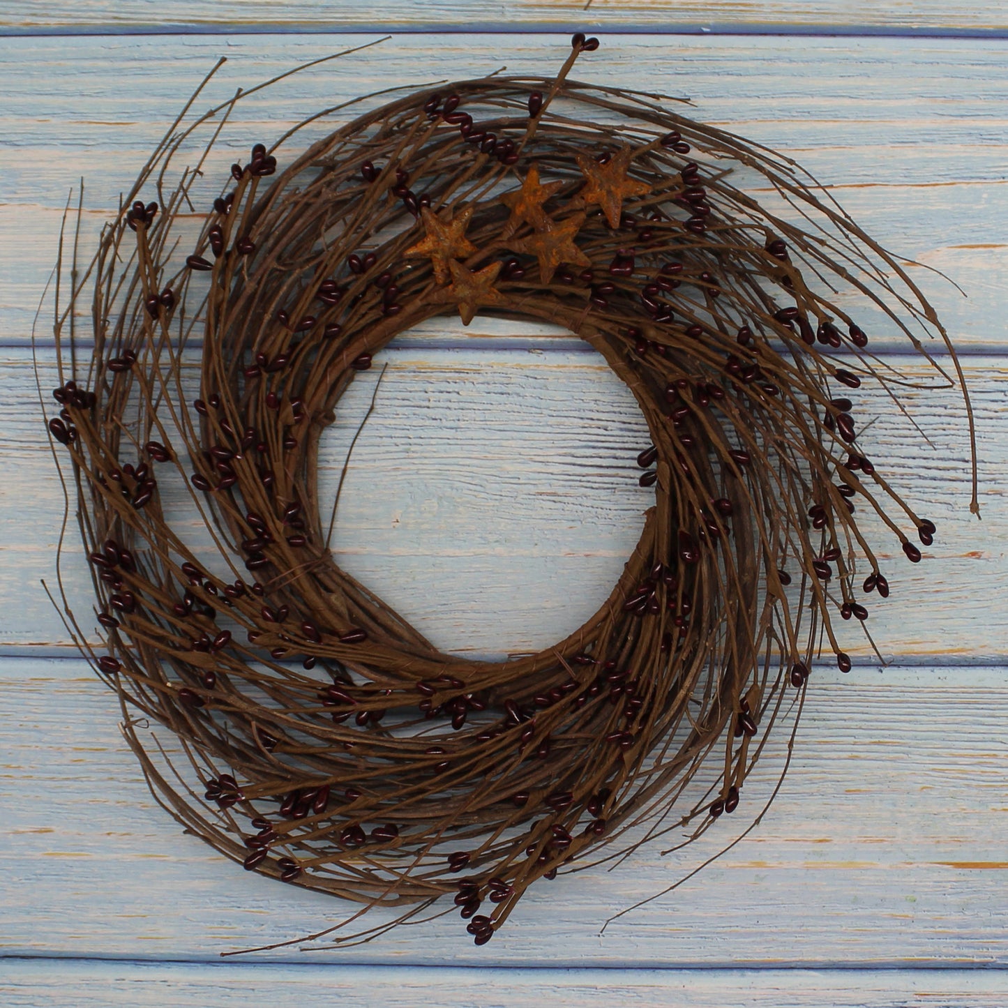 CVHOMEDECO. Primitives Rustic Pip Berries and Twig with Rusty Barn Stars Wreath, 12 Inch, Burgundy