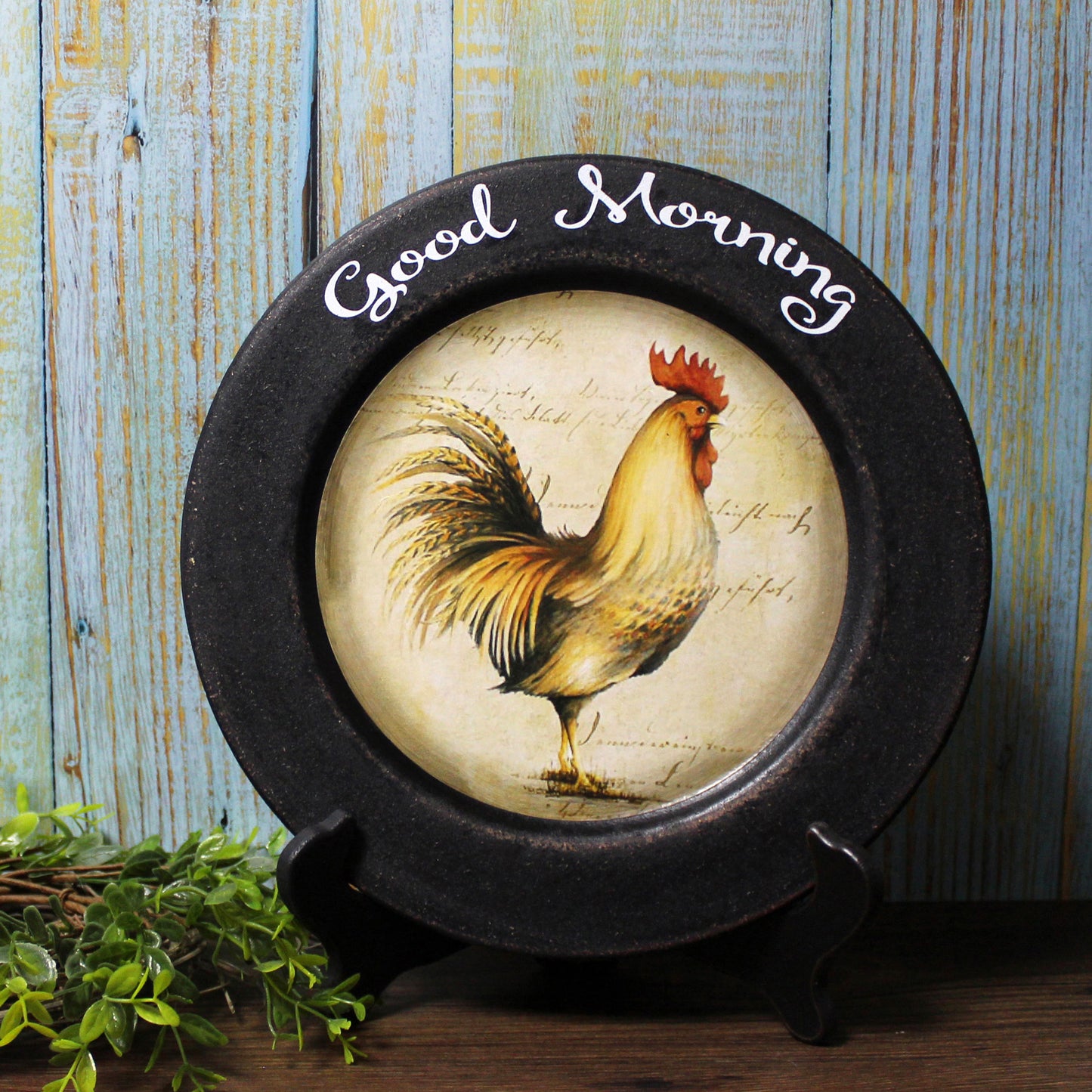 CVHOMEDECO. Rooster Decorative Plate Country Distressed Round Display Wooden Plate Home Décor Art, 11.25 Inch