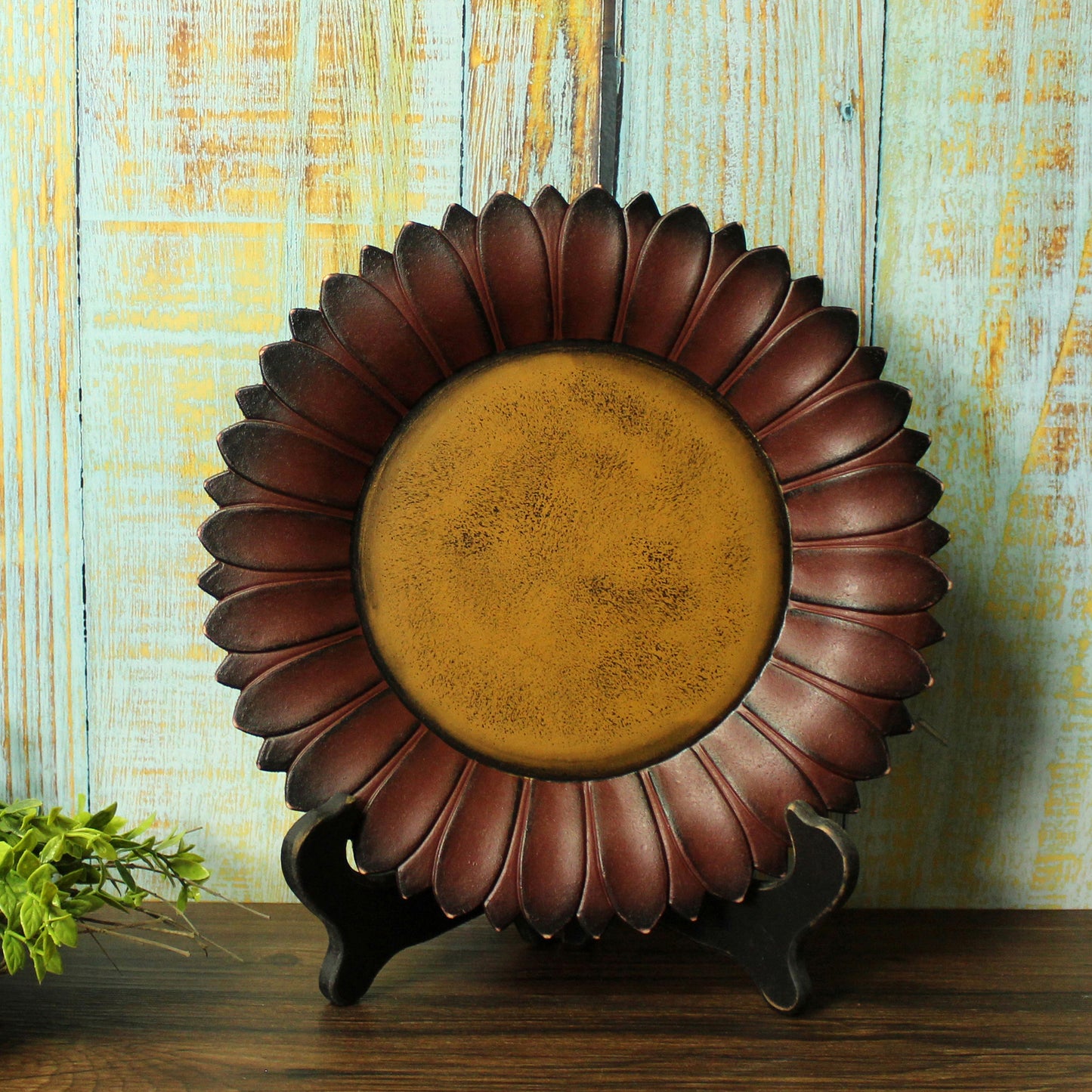 CVHOMEDECO. Sunflower Plate with Rack Country Vintage Display Wooden Plate Home and Office Décor Art, 11 Inch